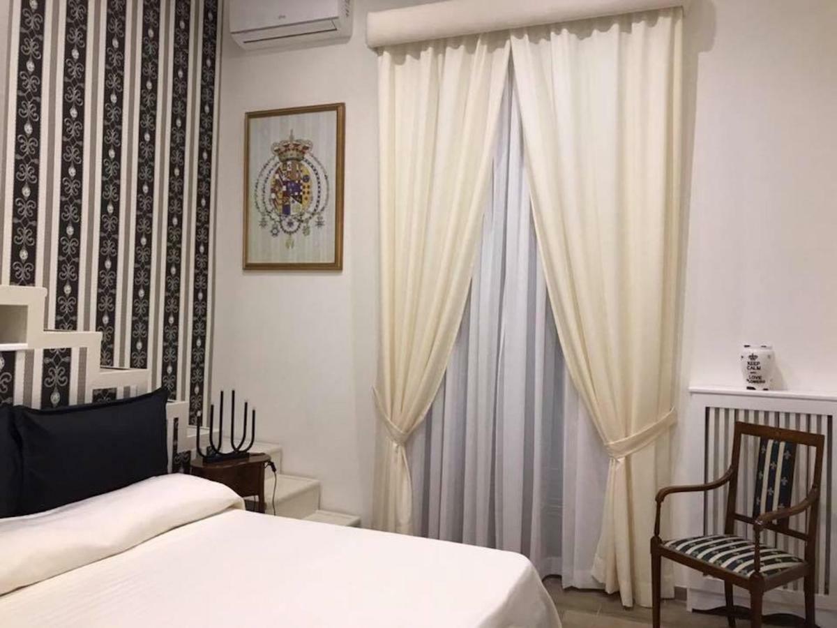 Bed and Breakfast Royal Gismonda Nápoles Exterior foto